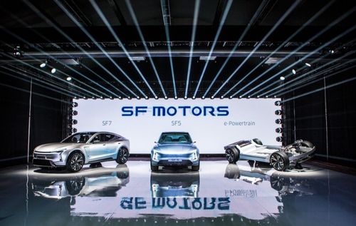 最低售價(jià)22萬(wàn),華為第一款汽車開(kāi)賣 網(wǎng)友 期待的自動(dòng)駕駛呢